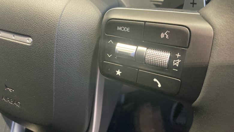 Hyundai SANTA FE 1.6 TGDi Plug-in Hybrid Ultimate 5dr 4WD Auto Estate